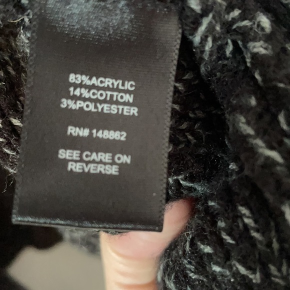 Torrid hooded sweater Beautiful sweater size 3 which is a size 22/24 - Picture 8 of 12